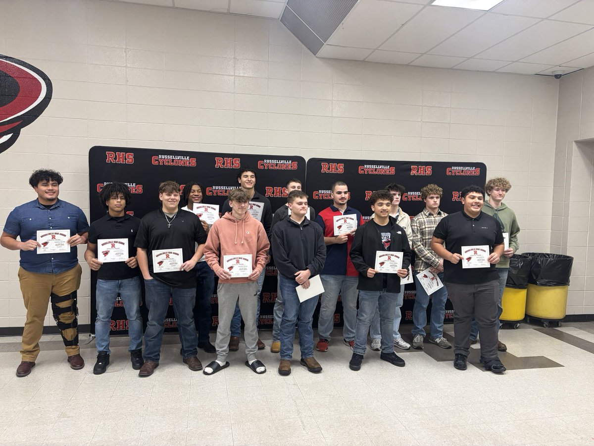 RussellvilleFootball tweet media