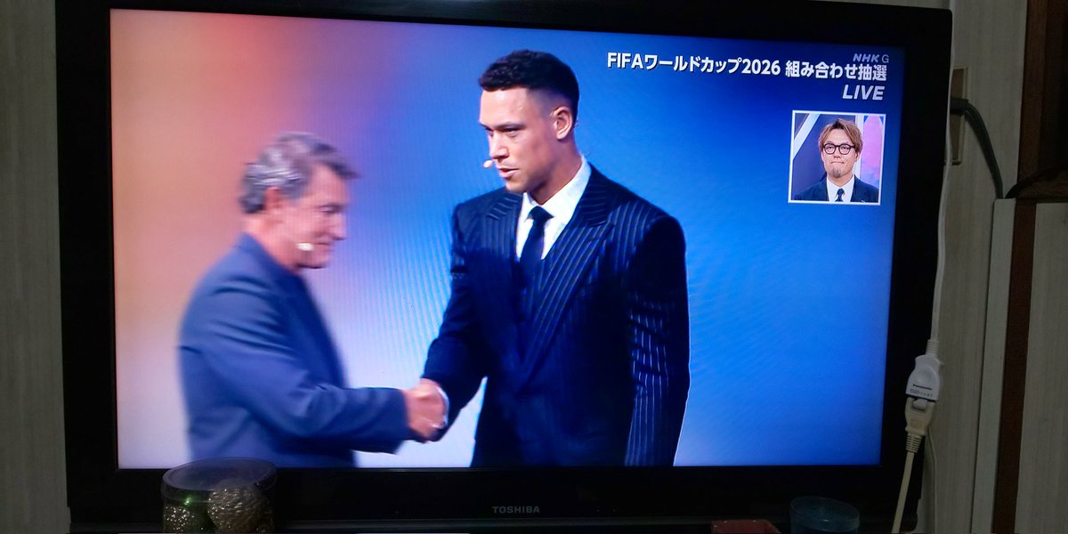 FIFAワールドカップ2026組み合わせ抽選 ウェイン・グレツキー アーロン