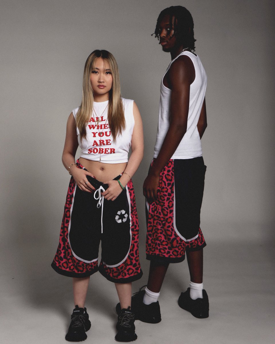 decadeofnopain tweet media