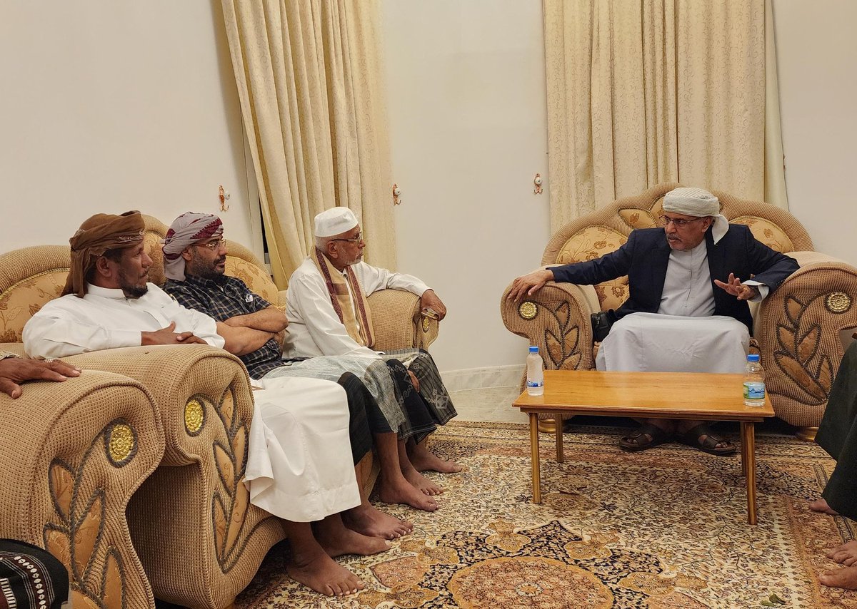 hakc_22's tweet photo. تحرير وادي حضرموت إنجاز تاريخي 
رئاسة حاضرة حضرموت وكندة تبارك للقوات المسلحة الجنوبية في عملية المستقبل الواعد لتحرير وادي حضرموت وتُثمن القيادة الحكيمة للرئيس القائد عيدروس الزُبيدي مؤكدة وقوفها الثابت إلى جانب حضرموت في الأمن والاستقرار وخدمة الوطن. https://t.co/jGs1QjdiBk