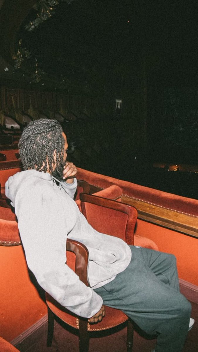 I know the walls, they can listen, I wish they could talk back..