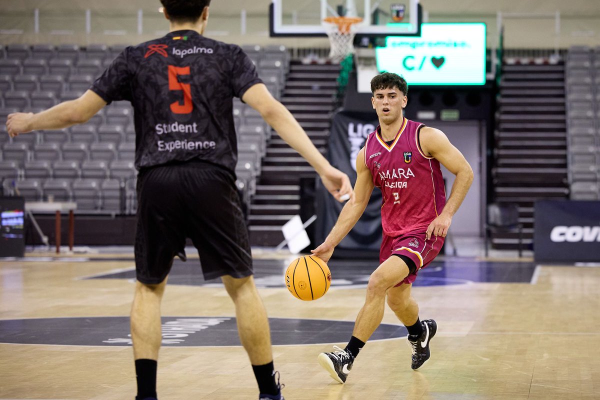 5 Minuts pel final i... SOM-HI AMARA ‼️ 

4Q ⏱ 05:00
⚫ <a href="/BaseFCBG/">Base Fundación CB Granada</a> 50
💜 Amara <a href="/flleidabase/">FORÇA LLEIDA BASE</a> 57

💻 Youtube: youtube.com/watch?v=IKY8NJ…

#AmaraLleida #Lleida #LigaU