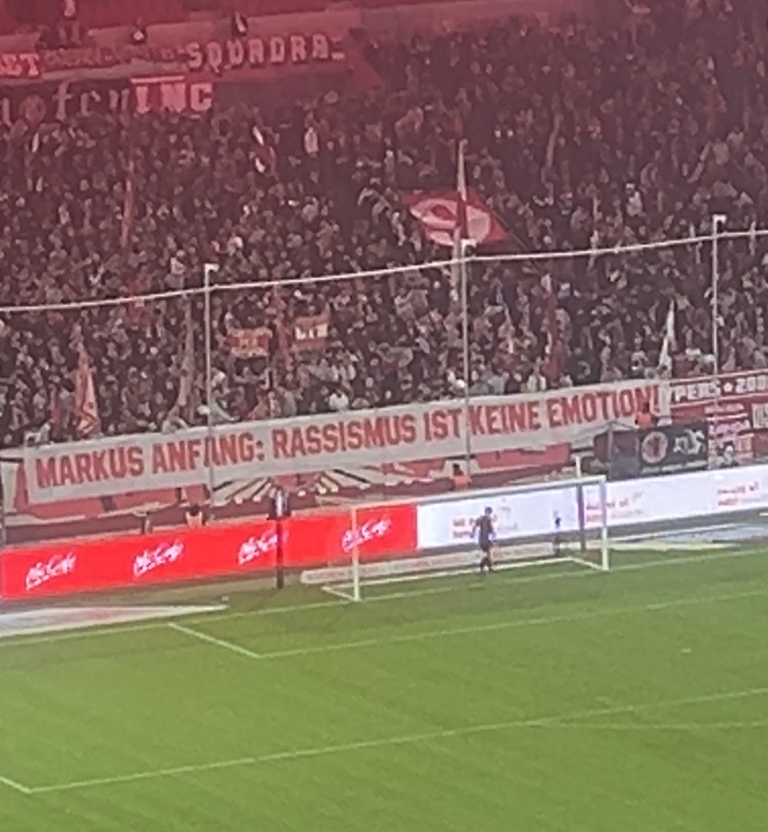 kurzes und einziges W der Fortuna Szene 

#F95S04