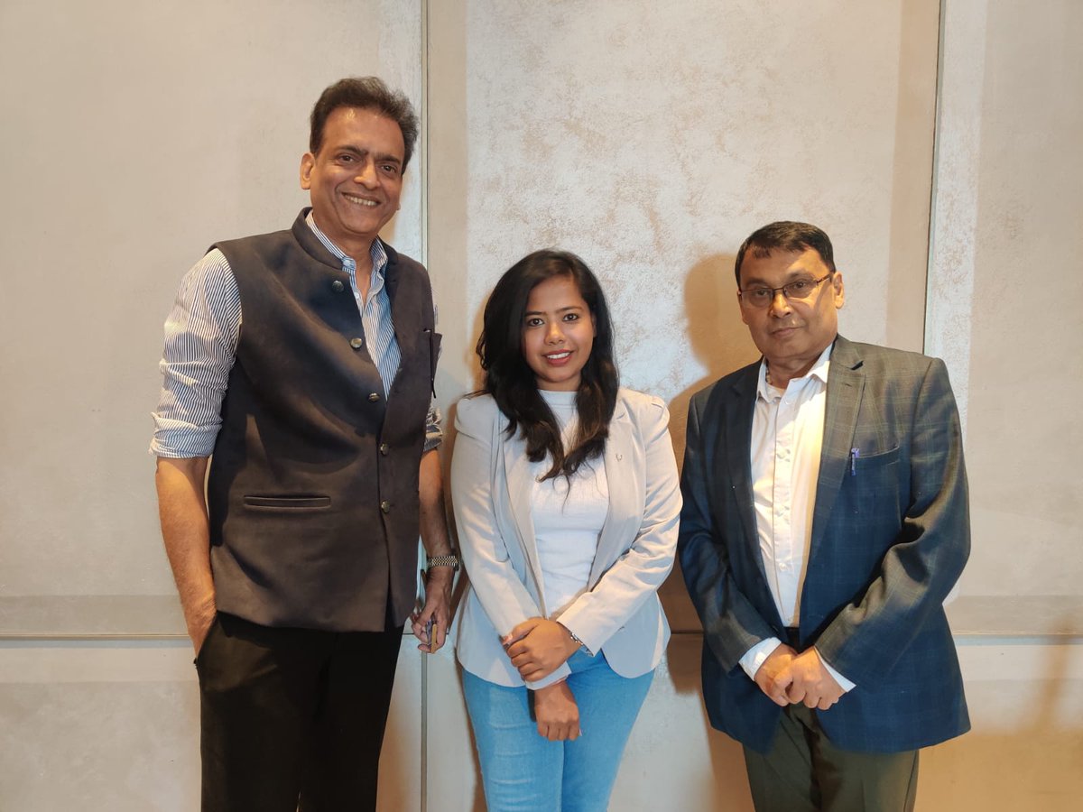 V_Bhadrasen's tweet photo. Great meeting Mr. Alok Tibrewala at the Plastindia Launch Event. Grateful for his valuable insights and guidance on driving growth and success. Truly appreciate the clarity and wisdom he shared.

#Plastindia2026 #Networking #IndustryInsights #Leadership #PolymerIndustry https://t.co/H4Cg1UxXhh