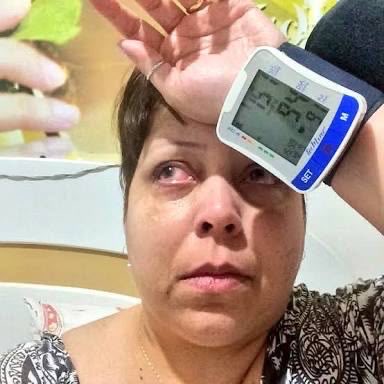 whatsupleoo's tweet image. a cada dia mais perto de ter um laudo de burnout causado pela minha professora