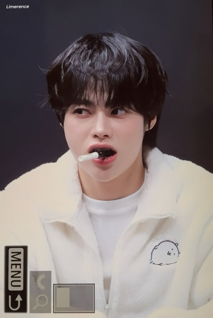 𝑳𝒊𝒎𝒆𝒓𝒆𝒏𝒄𝒆 𑁍 tweet media