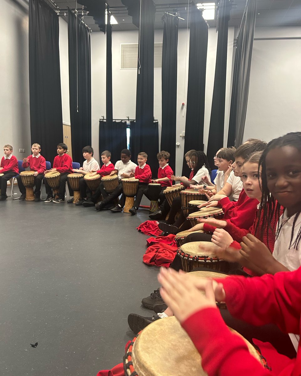 Some of our Year 5 children were lucky enough to be selected for a Djembe Drumming workshop this afternoon. They showed off some impressive drumming skills! 🥁🪘 #weareLeeChapel #DjembeDrumming