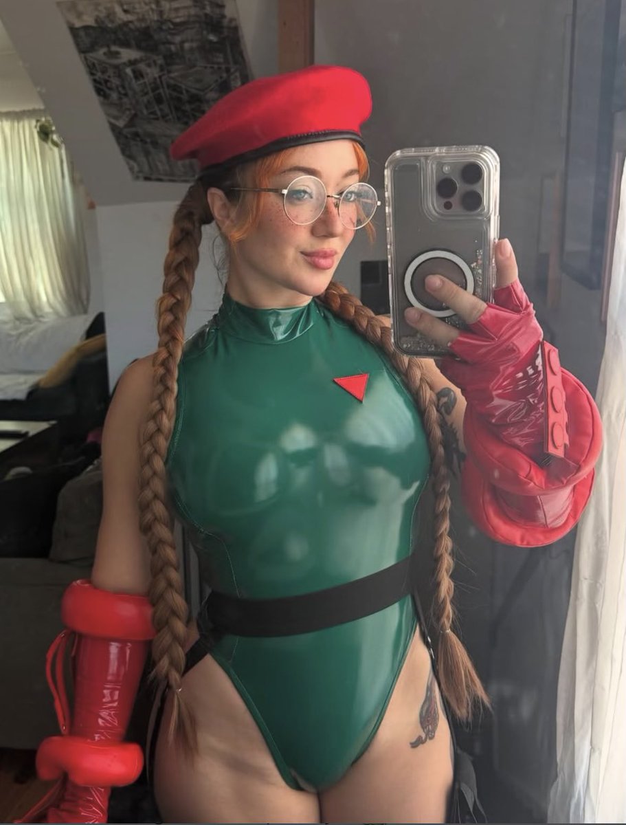 onlyemmamag's tweet photo. here comes a new challenger! https://t.co/GSheyYDiZh