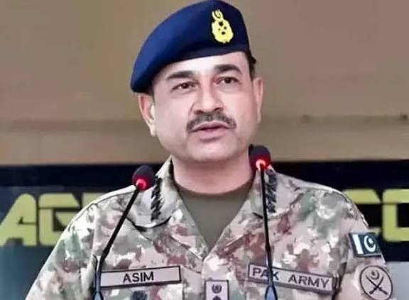 میں جنرل صاحب کو اگلے پانچ سال کے لیے سکیورٹی  معاملات سنبھالنے پر مبارکباد دیتا ہوں 
اور میرا ذاتی خیال ہے کہ اج کی پریس کانفرنس سب کو ساتھ مل کر چلنے کی ہونی چاہیے تھی 

#PakistanLovesImranKhan
#GetWellSoonDG
#ISPRSahibCharhGye
#MassTransitByPMLN