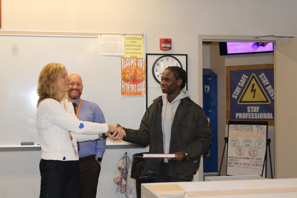 wteagles's tweet photo. Huge shoutout to Electrical senior Nathaniel Kahiro! He was gifted a copy of New Classic American Houses by Albert Righter Tittman Architects after showing top-tier professionalism on a trade field trip. https://t.co/yXLOs9l7o5