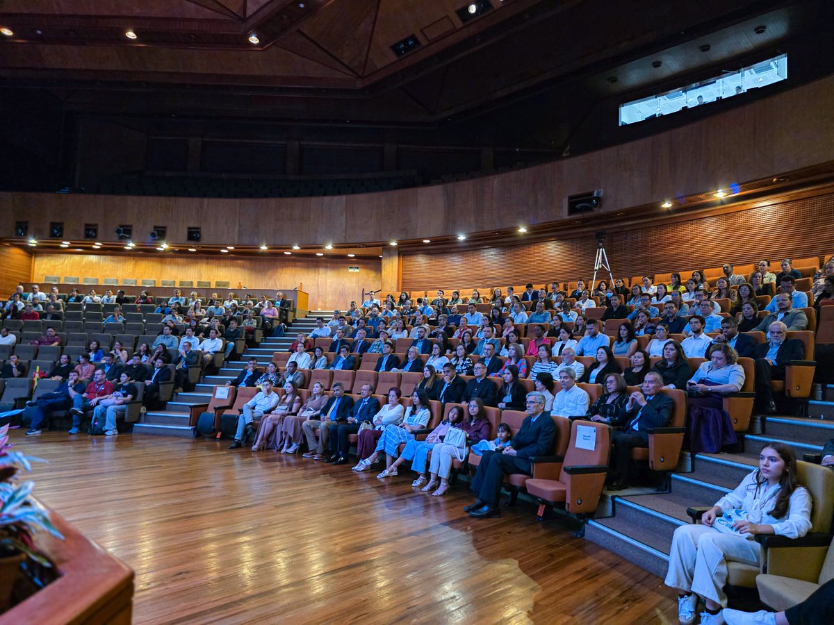 ✨ Desde la RUPIV felicitamos al Dr. Hernán Camilo Rocha Niño, nuevo vicerrector académico de la Javeriana Cali. Celebramos su liderazgo y seguimos articulando esfuerzos por una región más innovadora y competitiva. 🤝💡

#RUPIVsomosTODOS #JaverianaCali #NuevoVicerrectorJaveriana