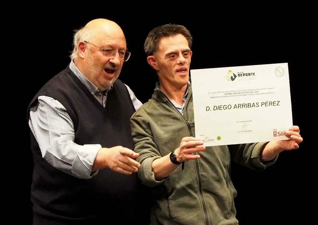 🏆PREMIADOS 53 GALA DEL DEPORTE
👇MEJOR DEPORTISTA ESPECIAL DE 2025
🏇🏻Diego Arribas Pérez. Campeón de España categoría adaptada equitación doma clásica