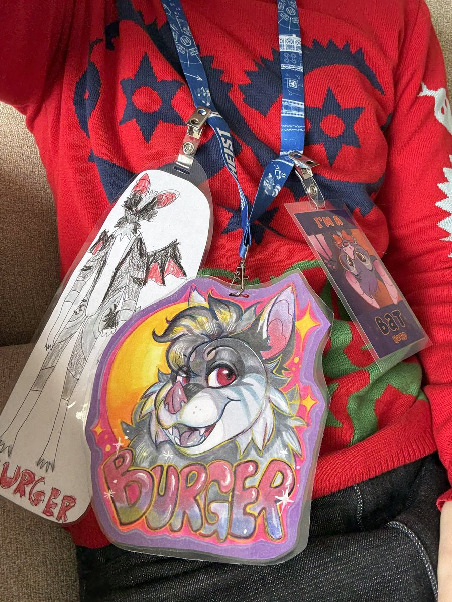 A BABY IS HERE LAST MINUTE AT MFF!!! 🖤 🦇