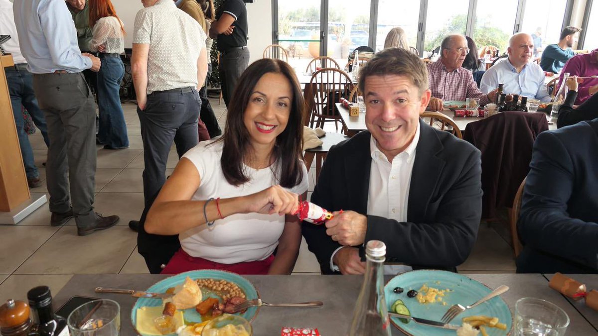 bfcyprus's tweet photo. Christmas brunch sees SBA Area Offices raise more than €2000 to support families in need.
#BritishBases #Cyprus #SBAA #ChristmasCharityBrunch https://t.co/MAyRCT7oKG