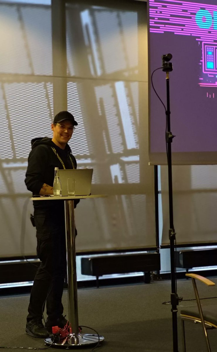 CERT Orange Polska tweet media