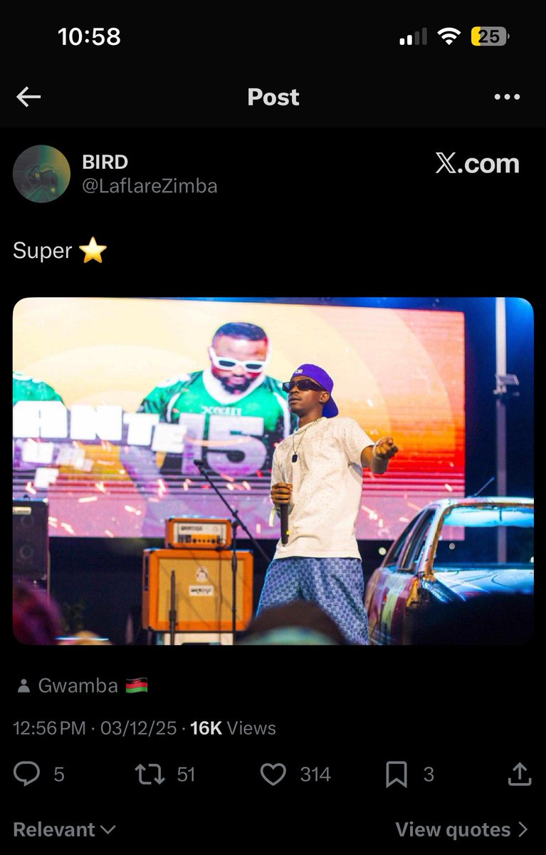 We all know the other rapper Gwamba was going to be booking for his gigs instead of Laflare if they didn’t go back and forth eti?😂😂