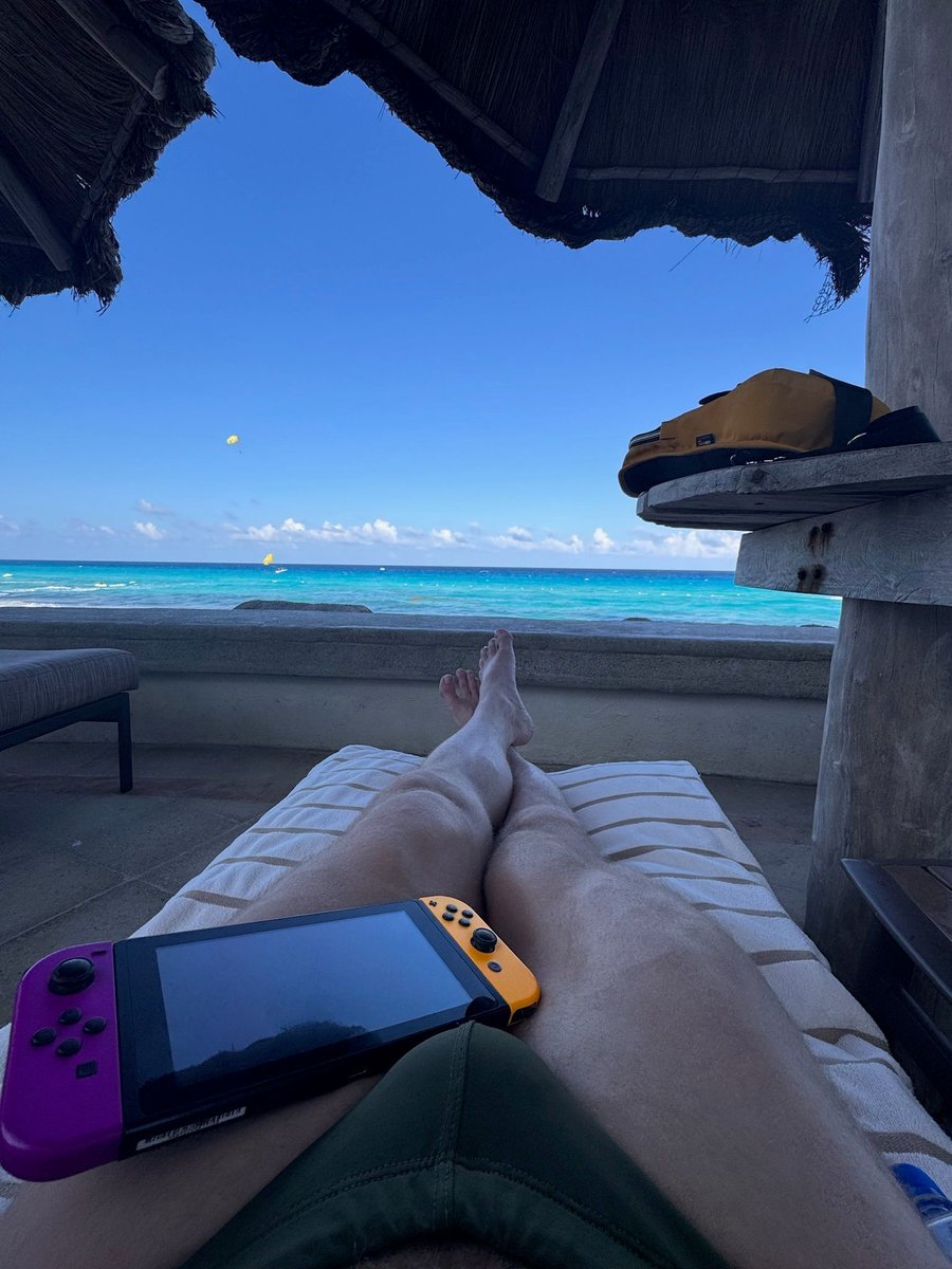 My favorite antidote for the cold is chilling beachside with a good game 😎🕹️. There's room for you too 😉 onlyfans.com/zakwildx