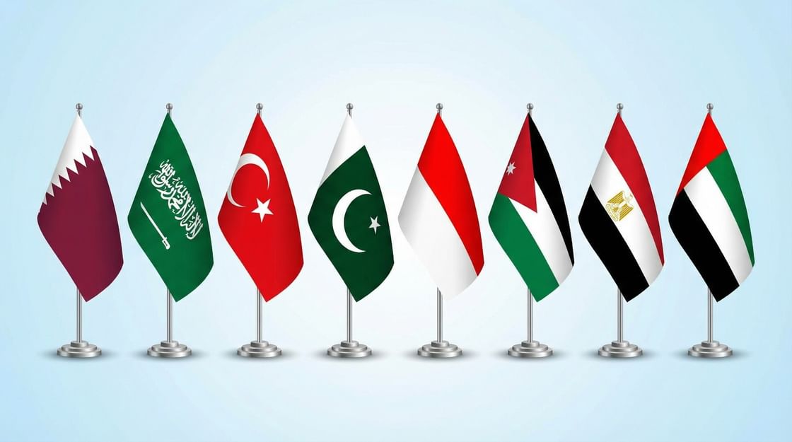 AletihadEn's tweet image. Foreign Ministers of #UAE, Egypt, Jordan, Indonesia, Pakistan, Türkiye, KSA, Qatar express profound concern over Israeli statements to open #Rafah Crossing in one direction

Read more: link.aletihad.ae/JPs5 

#AletihadNewsCenter #Gaza