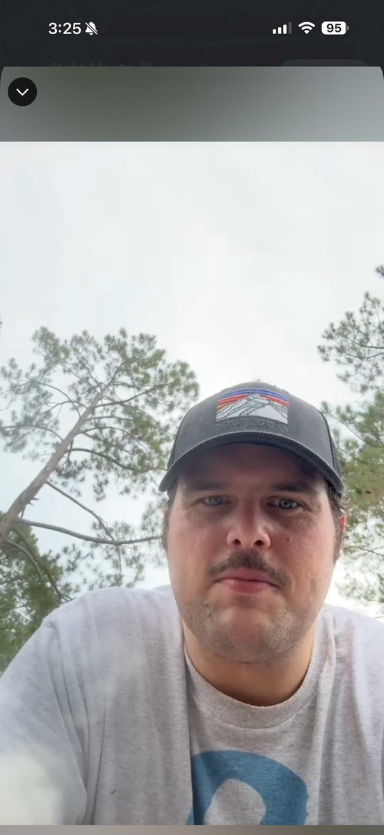 matt_dwiz's tweet photo. FYI, it seems Tanner is back. Just a reminder: here’s what @DebtMasterGod REALLY looks like. These are photos taken from a live video he hosted in spaces. He’s using old and heavily edited photos. https://t.co/Le6ZEStWoe