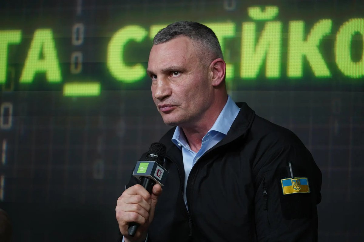 ksfopenukraine's tweet photo. “The weak are not respected. We must be strong— within our country, on the frontlines, and with our partners. The key task is to stay resilient and do everything in our power to keep the city running and provide service” said Vitali KLYCHKO, Mayor of Kyiv. @Vitaliy_Klychko #GENW https://t.co/Aa2Z5G1cyF