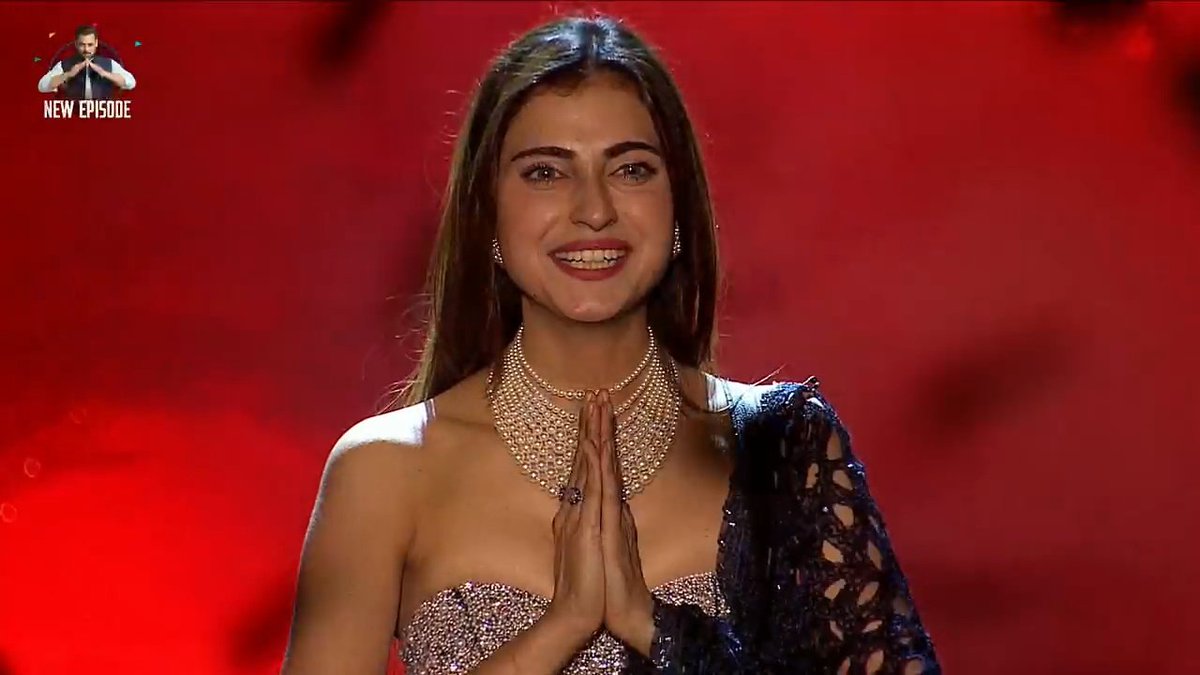 VedantUmak07's tweet photo. OMG.....🔥 What a Journey #FarhanaBhatt you had. Just mind blowing, yes you were the catalyst for this season. Your are 🔥🔥🔥 
This season will be definitely remembered by you. This is Farhana Bhatt's season and nothing else.....

The Best Journey Video Of This Season....🔥🔥 https://t.co/pQoB52WLcR