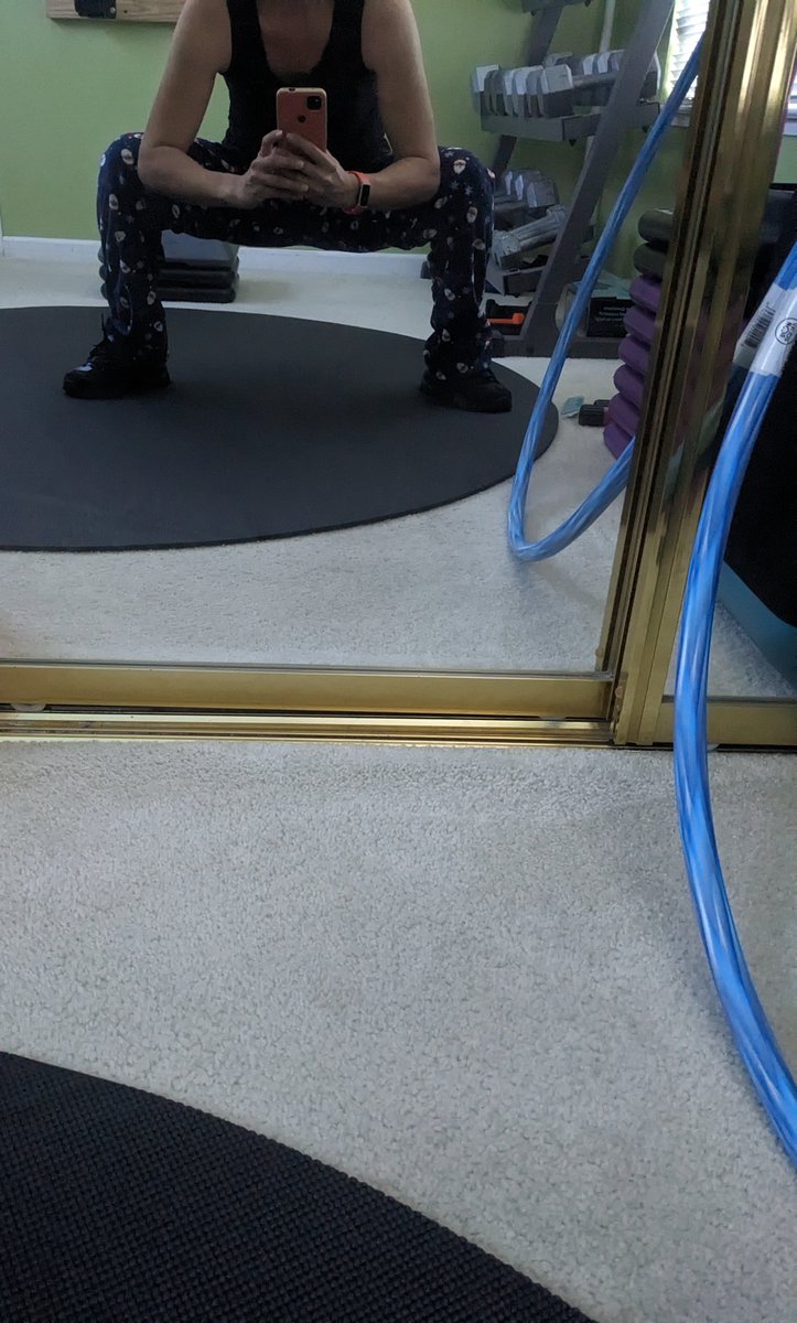 Video_Fit's tweet photo. High rep workout today using 5 &amp; 12 lb dbs, it was so cold I kept my pajama bottoms on. 1.5 chinups w/vest, 2 without, and several pseudosquats day 47 #postureperfect. https://t.co/z9GqXKPGYu