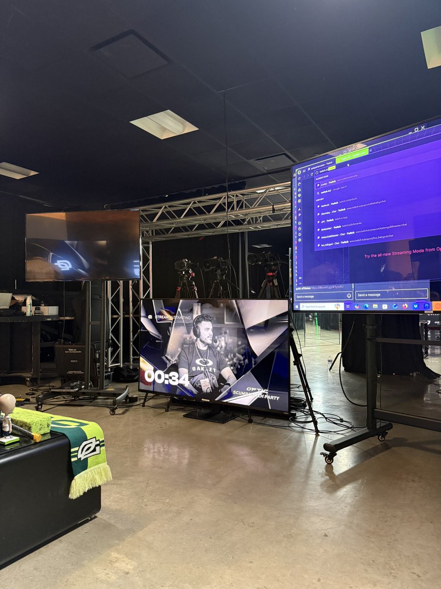 OpTic MBoZe tweet media