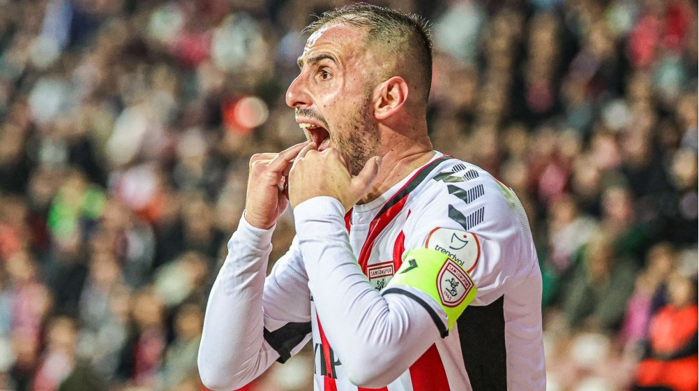 Zeki Yavru: Doğal konumda dendi ama alakası yok. Genç hakemler, oluyor hata ama bizim emeğimize yazık. Son dakika penaltıyı versen belki puan alıp döneceğiz. Çok üzücü. Sanırım %90-95 Galatasaraylılar bile görmüştür penaltı olduğunu.