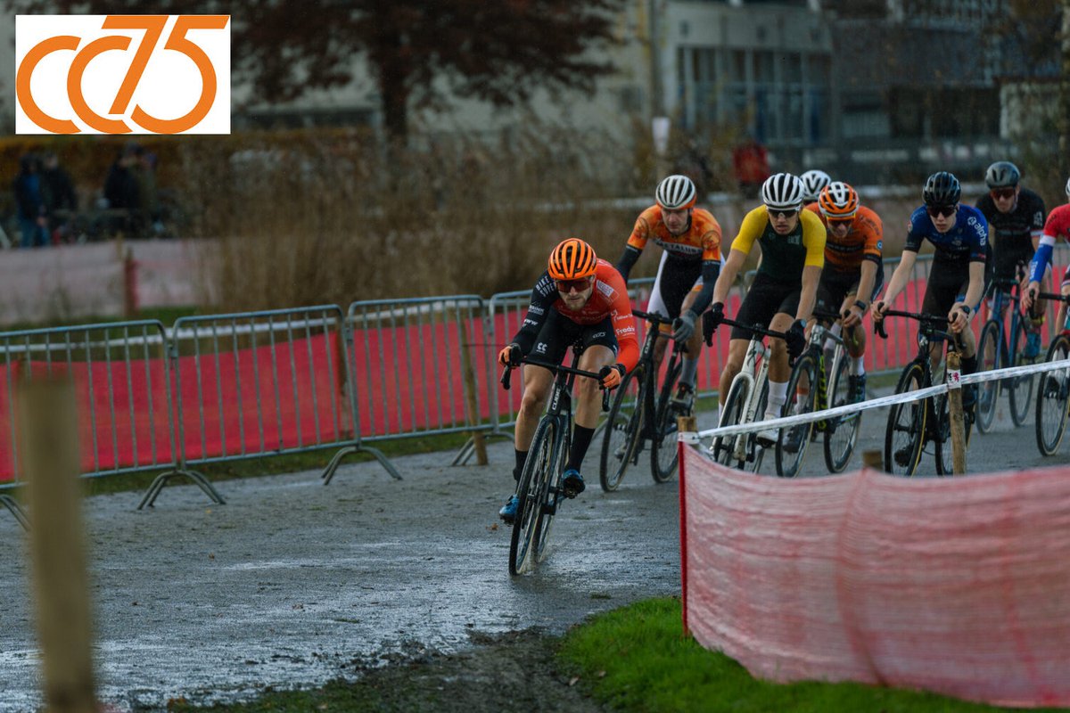 Nationale cross in Nijverdal.
Op zondag 7 december 2025 staat de nationale cross in Nijverdal op het programma. Jaarlijks trekt deze cross veel veldrijders uit het hele land. Ook dit jaar gaat ligt de crossers een technisch parcours te wachten .......
facebook.com/photo/?fbid=17…