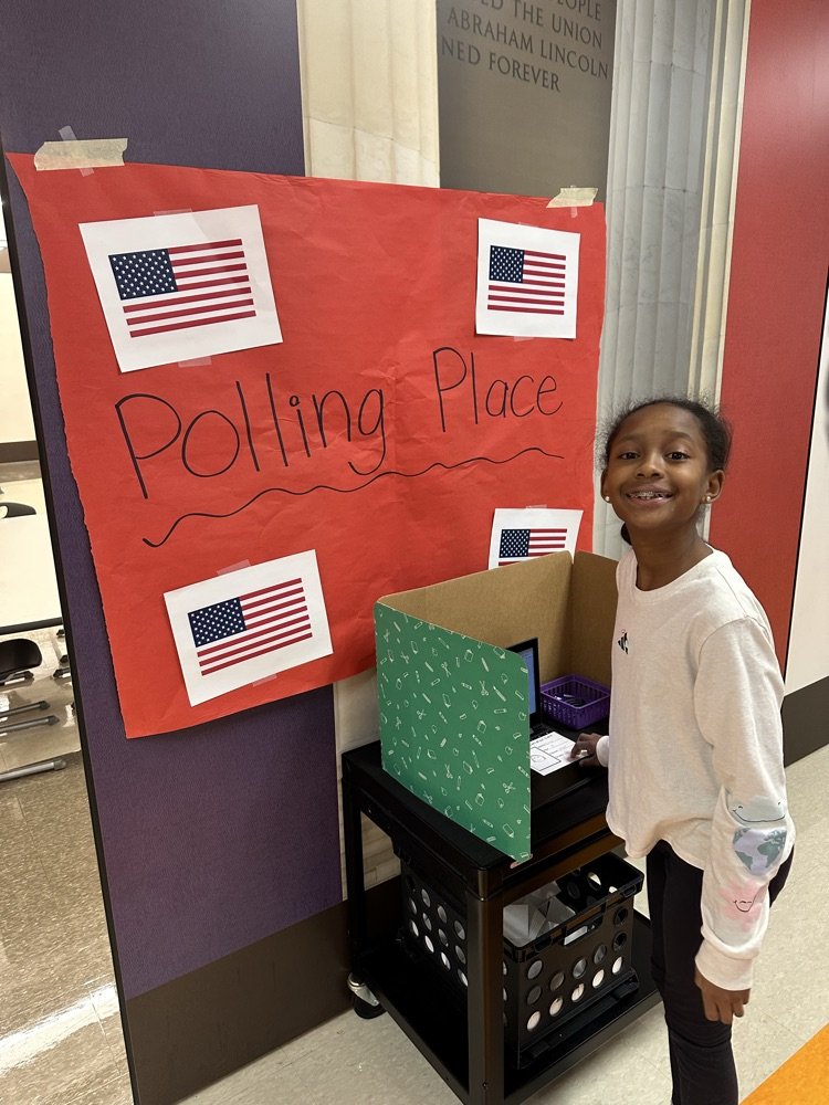 WES 4th graders have been busy learning about voting, elections, and the Electoral College this week - and what better way to bring these concepts to life than with a grade level election between Oreos or Chips Ahoy!? 🍪 #19WESPride #19EveryStudent