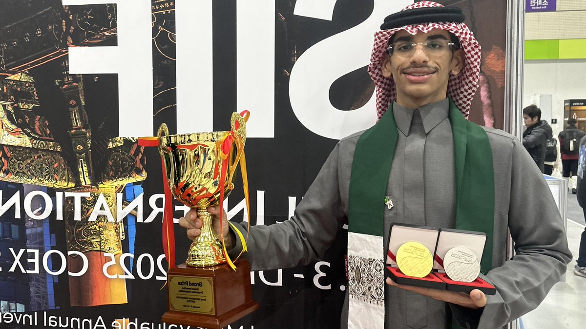 1obaidmubark's tweet image. اللهم لك الحمد والشكر…
أعلن رسميًا فوزي بالجائزة الكبرى في معرض سيؤول الدولي للاختراعات SIIF 2025، كأول سعودي يحقق هذا الإنجاز على مستوى المعرض.
فخور بتمثيل المملكة ورفع رايتها في محفل عالمي يجمع نخبة المبتكرين.
الشكر لكل من وقف معي وساندني
والقادم أجمل بإذن الله 🇸🇦.
#SIIF2025