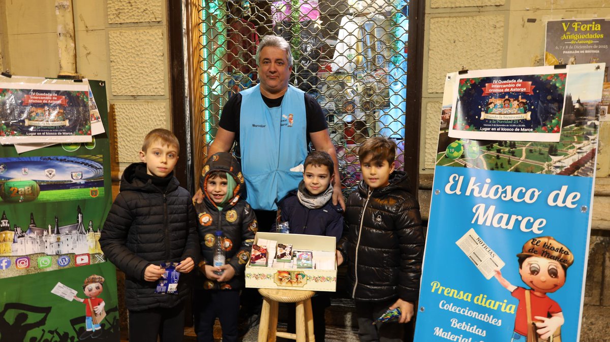 ElKioscodeMarce's tweet image. En @ElKioscodeMarce dimos la bienvenida a la Navidad'2️⃣5️⃣ con nuestra tradición QUEDADA DE INTERCAMBIO DE CROMOS DE ASTORGA que este año fu su IV edición

Muchas gracias a todos los niños (grandes y pequeños) que participaron