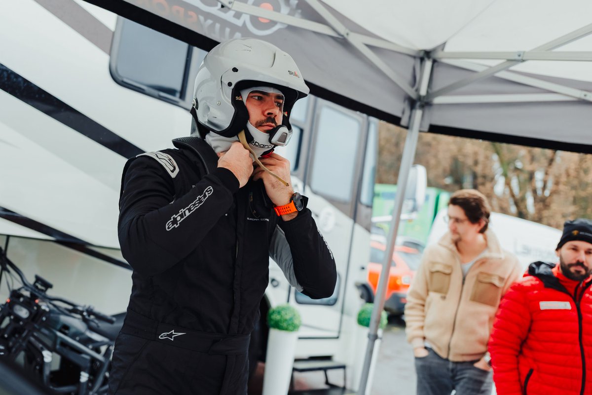 JirkaSlegl's tweet photo. Páteční přípravy ✅️ zítra jedeme Pražský Rallysprint 🤩
#micanekmotorsport #orsakrallysport #jirimicanek #dominikstritesky #skodamotorsport #skoda #fabia #rally2 #wrc #prazskyrallysprint #rally #racing #motorsport #codriver #adrenalin #speed #loveit https://t.co/4VVFcMcmlm