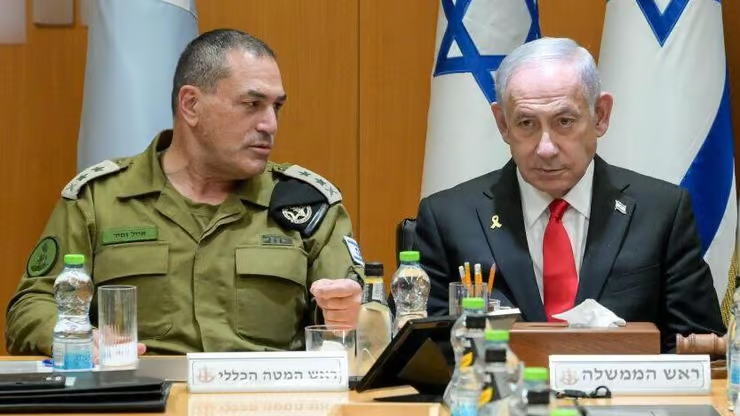הקריאה של זמיר לחקור את ההתרעות לדרג המדיני לפני 7/10 - והפשרה שלא יקבל
bit.ly/4iDexhY