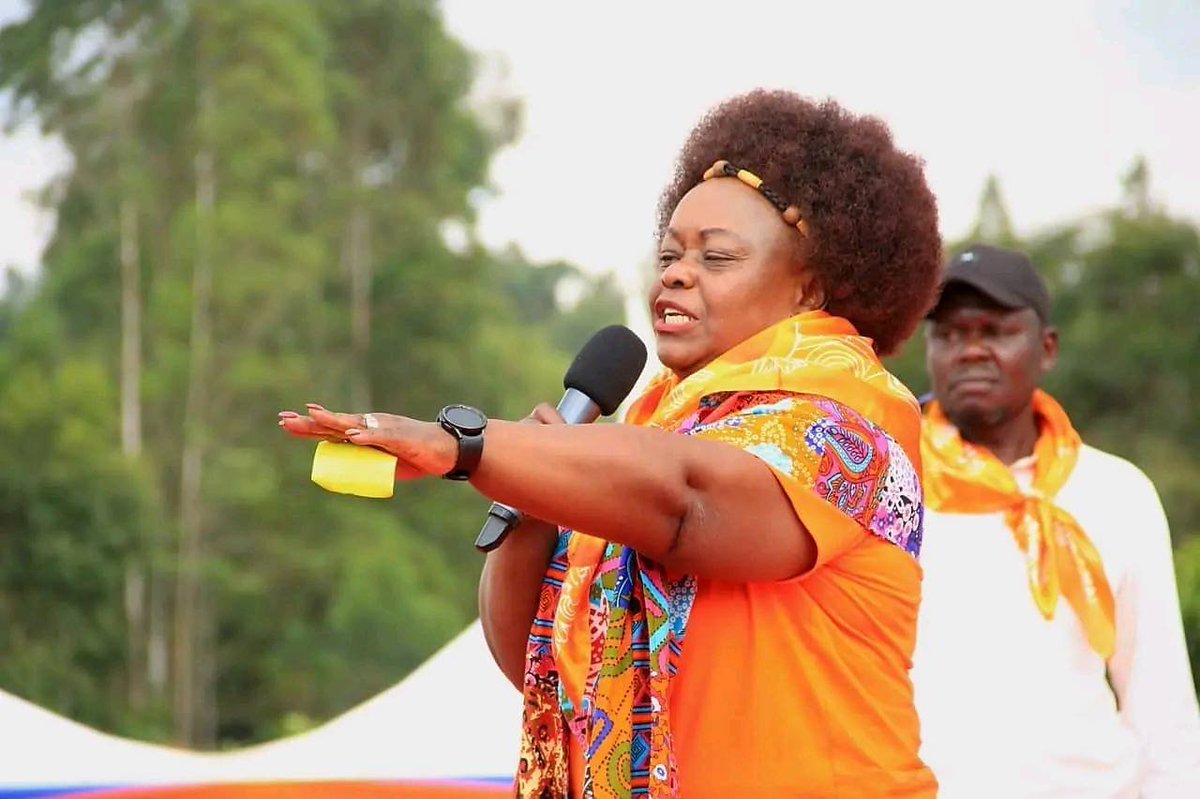 Today_4Kenya's tweet image. Millie Odhiambo hits back at critics over Beryl Odinga’s burial — says culture matters, but personal choice matters more.
Debate over Luo customs heats up ahead of Saturday’s send-off in Bondo. 🇰🇪🕊️
#BerylOdinga #MillieOdhiambo #LuoCulture
