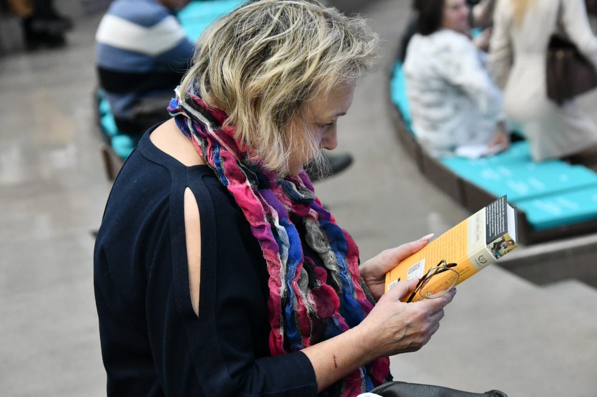 SportArtsCultur's tweet image. Day 2 | Moscow International Book Fair
South African authors continue to shine on the global stage as they promote the culture of reading and storytelling in Moscow. 🇿🇦📚 [2/3]

#MoscowBookFair #SAAuthors #InspiringANationOfWinners