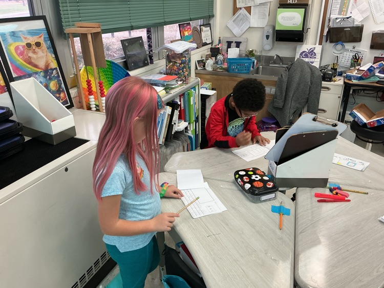 M19_MES's tweet image. Mrs. Helf's 2nd class at MES celebrated their opinion writing unit with a snack while reading everyone's final piece.  #19EveryStudent #MESProud