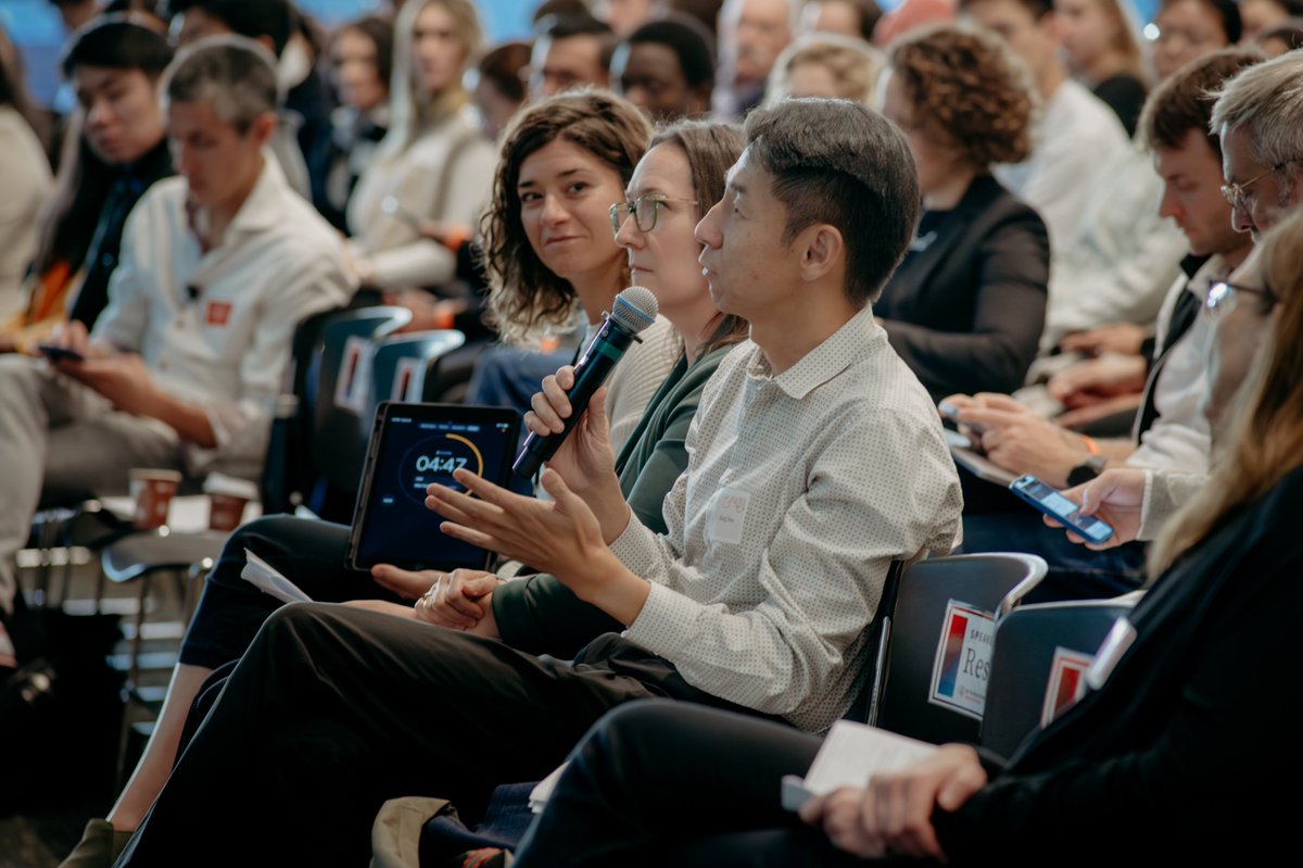 StanfordBrain's tweet photo. Could treating anxiety ease constipation? Why does keto reduce seizures? Do gut microbes influence memory? 

Our 12th annual symposium explored how our brains and bodies communicate—and what that means for our health and well-being. 

Learn more: https://t.co/Xf7WnRy5C0 https://t.co/bpDG66vs1I