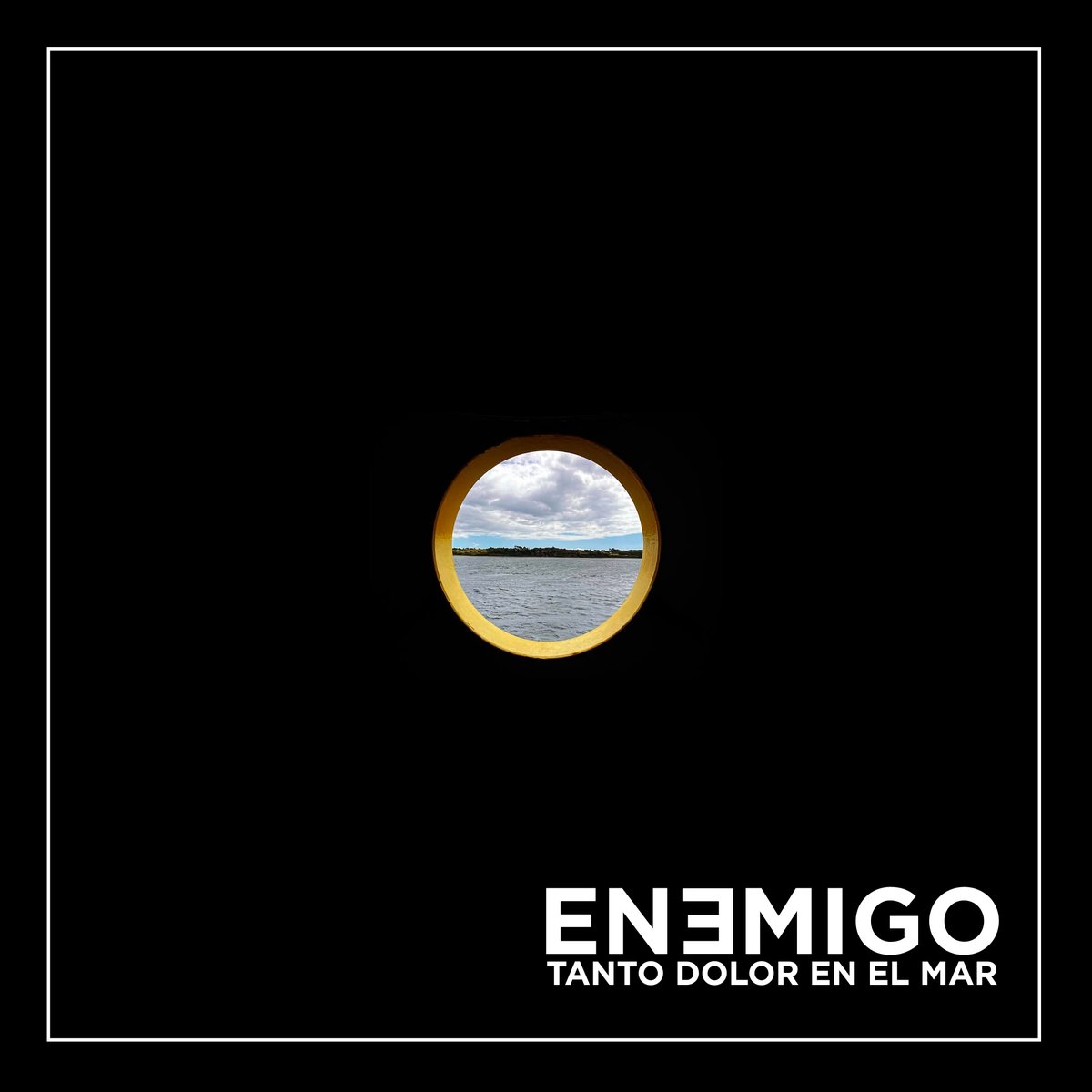enemigo's tweet photo. Algunas canciones nacen cuando la vida termina.
Esta es para Astrid. 
Para su ausencia, el canal de Chacao, Cucao y los silencios que quedaron.
El arte es la última foto que publicó. 

Ya disponible en Spotify, Tidal, Apple Music y Youtube.

https://t.co/h7Hhlb770Q https://t.co/JwiMEQtuD4