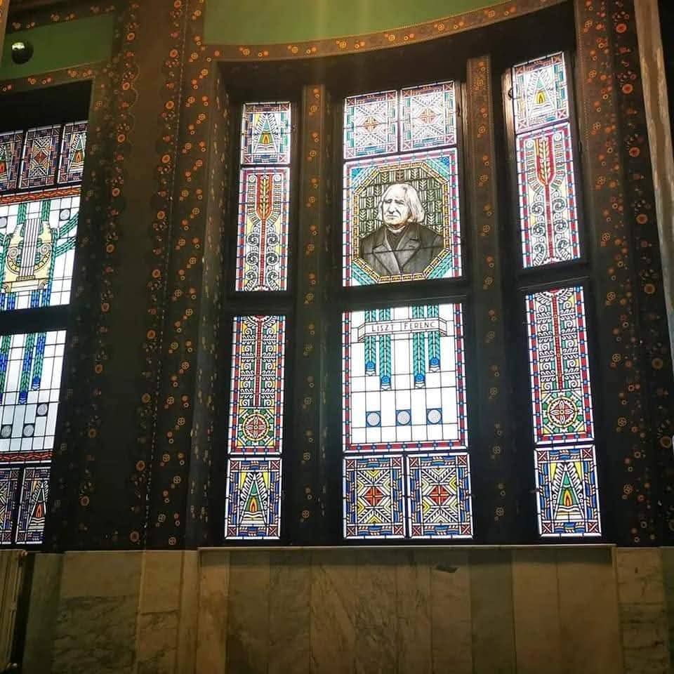 Travel_2Romania's tweet image. The Palace of Culture in Târgu-Mureș, România 

📷 Palace of Culture, Târgu-Mureș

#targumures #transylvania #romania