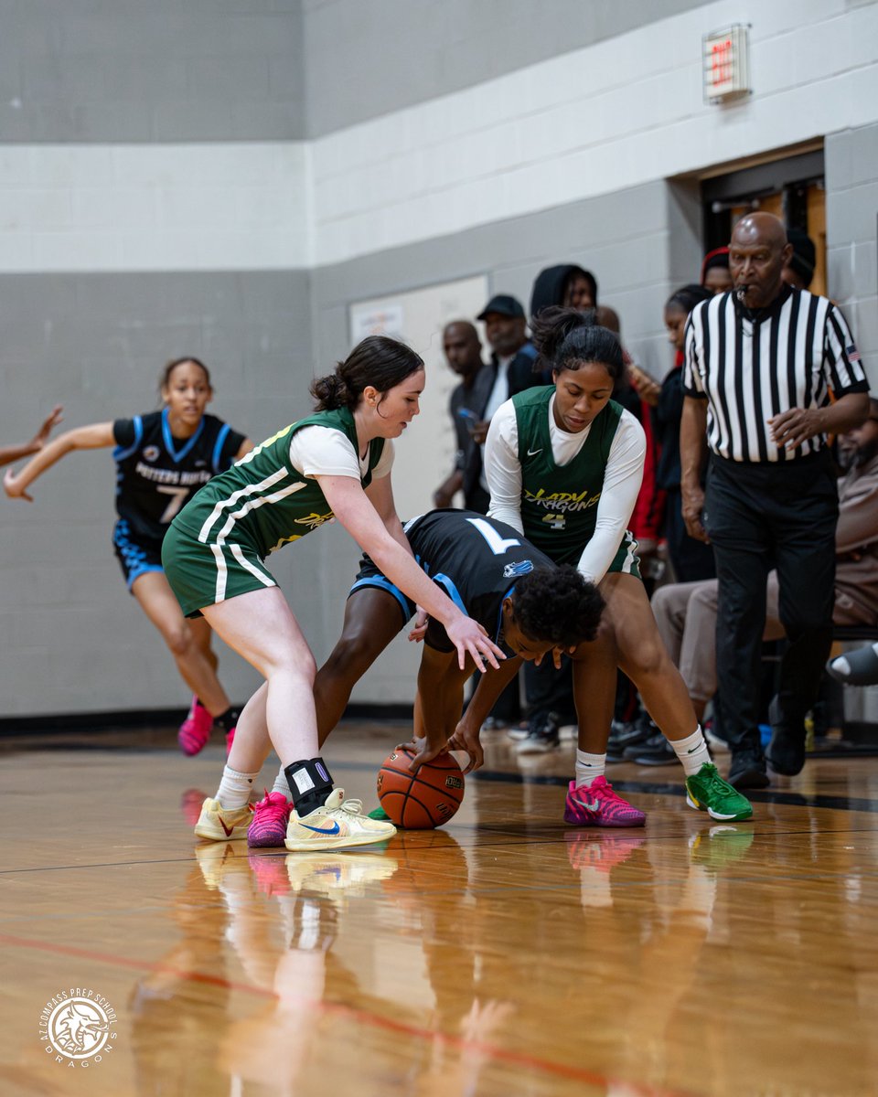 Back at it tonight 🔒🐉 7pm <a href="/SheGotGame7/">She Got Game Classic</a>