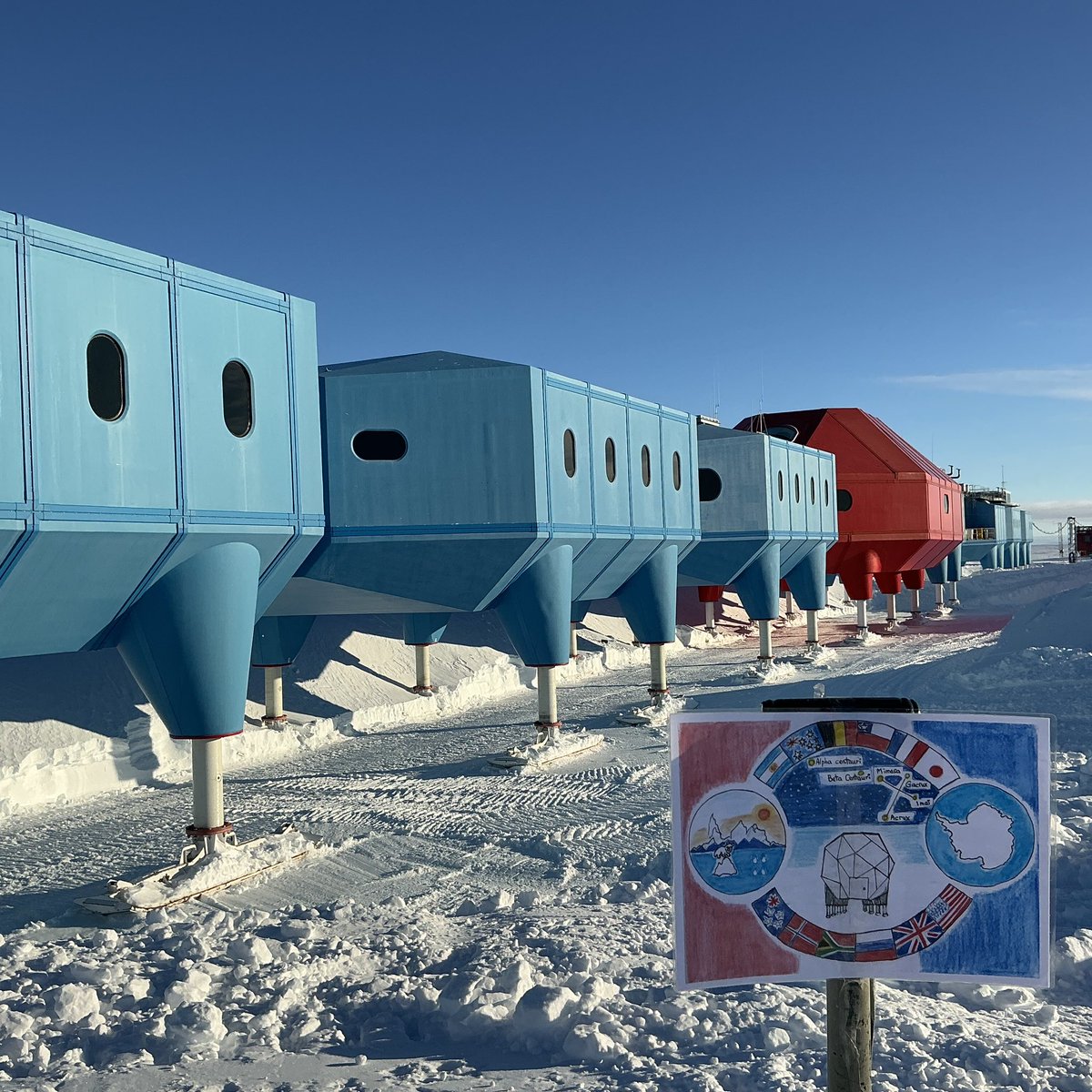 fiona_616's tweet image. Huge thanks to Nick at Halley VI for these fantastic photos! By chance managed to match a student who had drawn Halley on their flag with the right location! @HarrowHKGeog @BAS_News @UKPolarNetwork Nick is a plant operator at Halley. 
#GeographyTeacher
