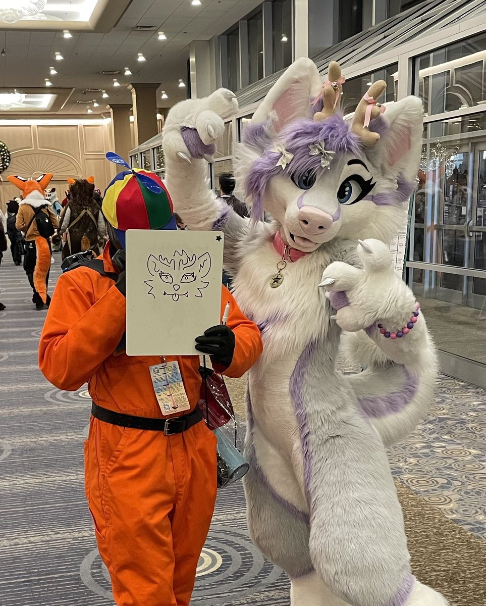 I should have done some warm-up sketches. 
#MFF2025 #furfest2025