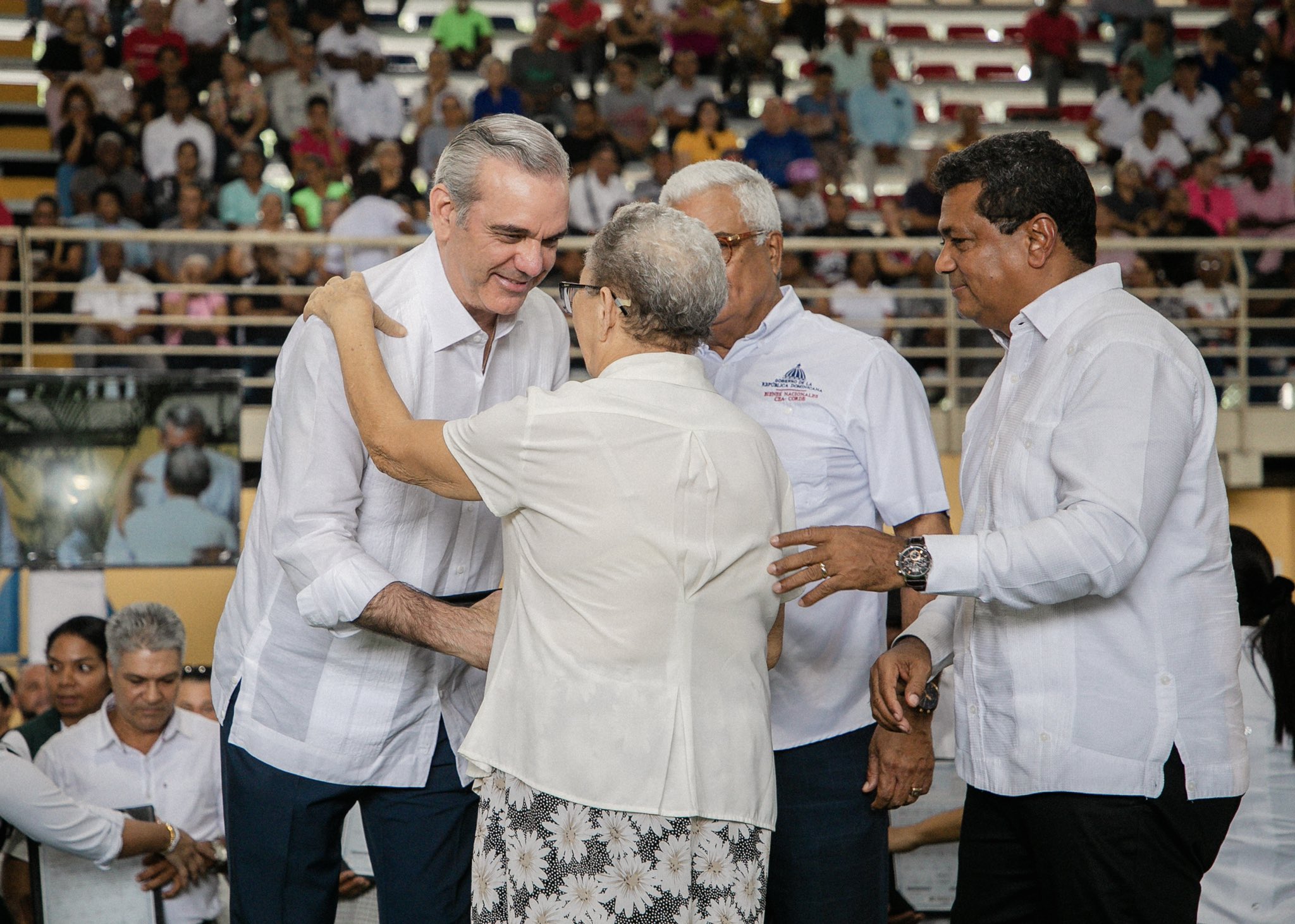 G7binLUWsAA9i2r?format=jpg&name=large