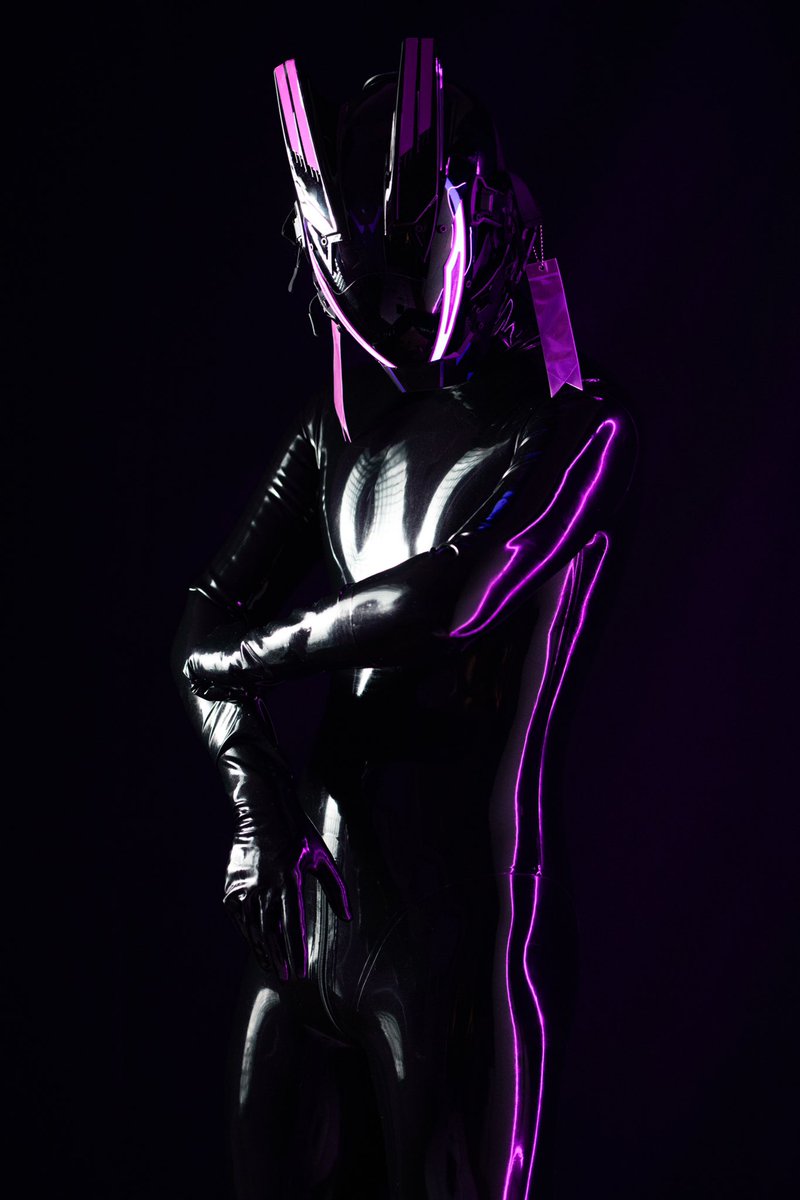 quietXuser tweet media