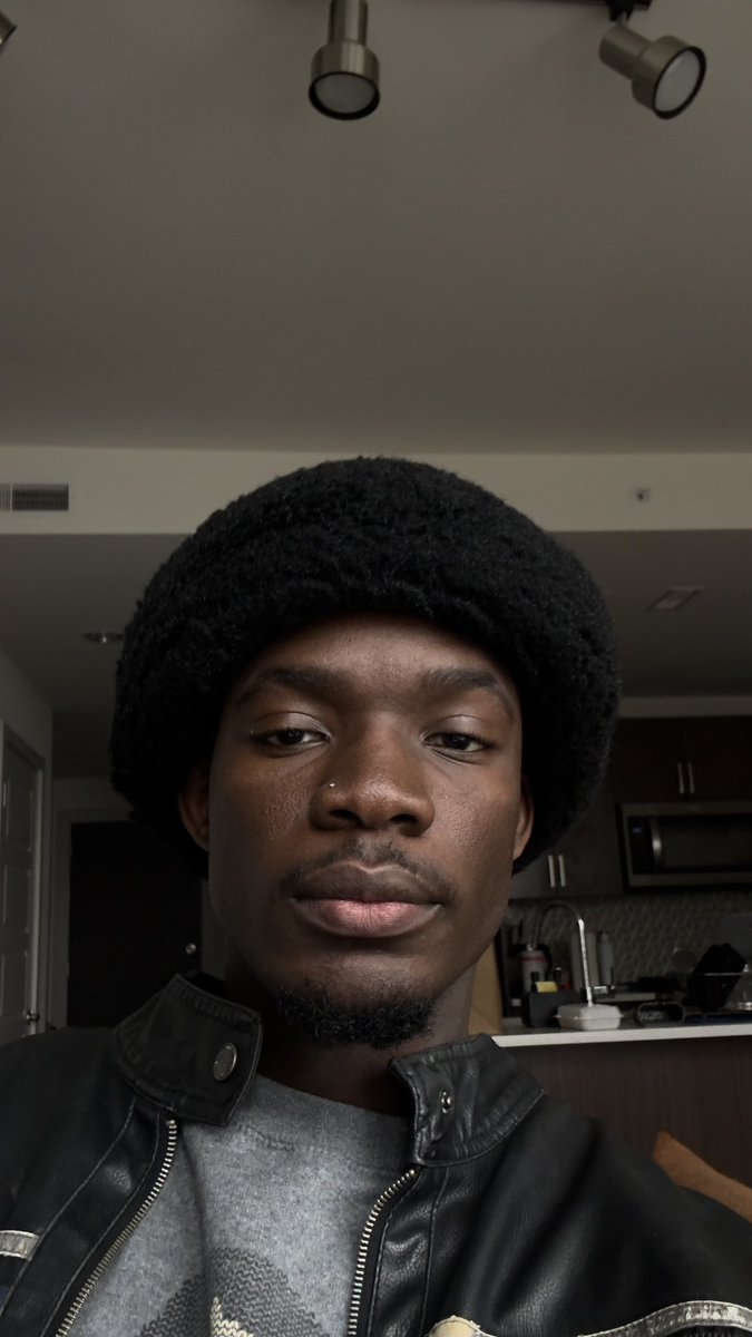 ooouu you think im handsome
ooouu you wanna hand me some