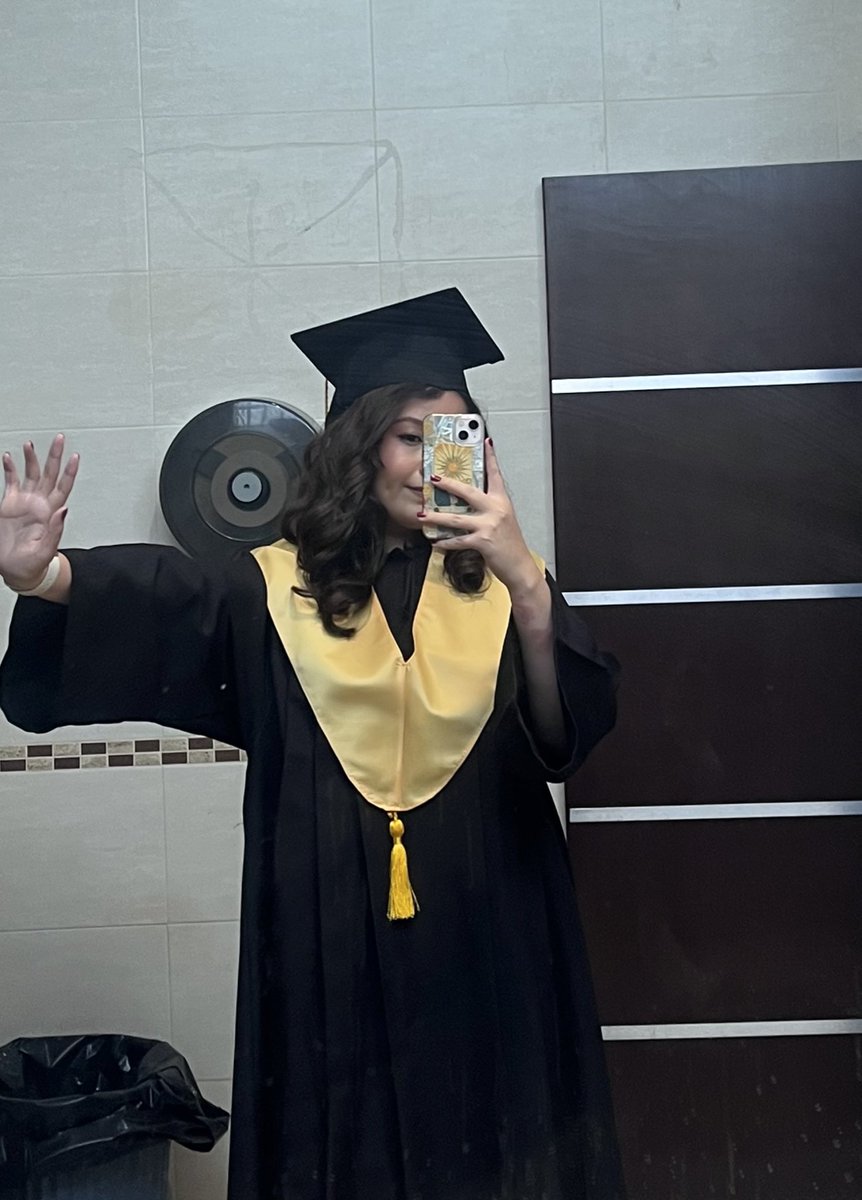 Monflores 🪷 tweet media