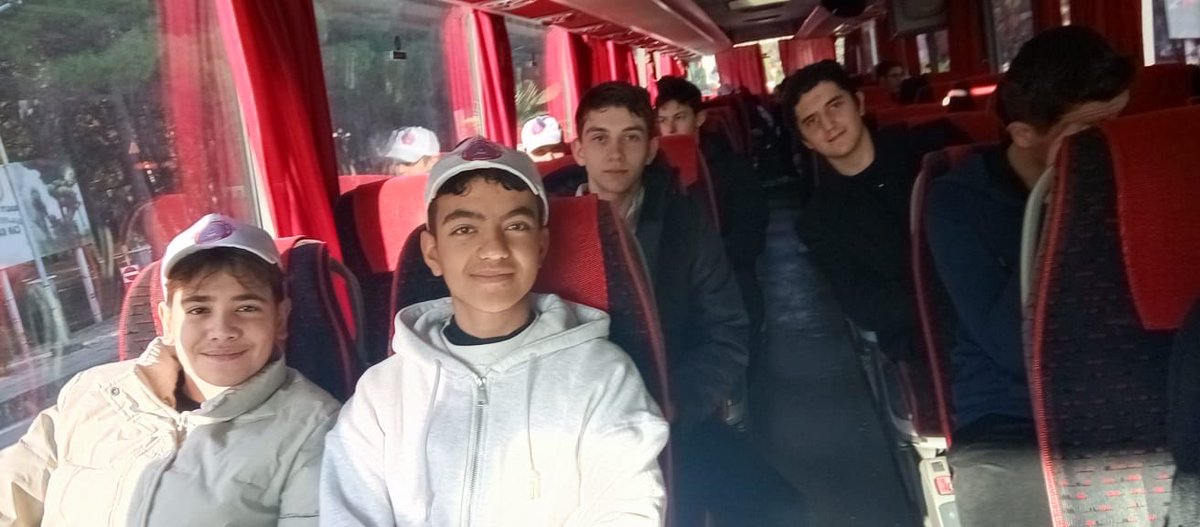 Bugün Okulumuz Sahra Sıhhiye Okulu ve Eğitim Merkezi Komutanlığını ziyaret ettik. Yemin törenini izleme imkanımız oldu Samsun Sahra Sıhhıye Okulu ve Eğitim Merkezi Komutanı Gazi Tümgeneral Davut ALÂ'ya , Mihmandar komutanlarımıza ilgi ve alakalarından dolayı teşekkür ederiz.