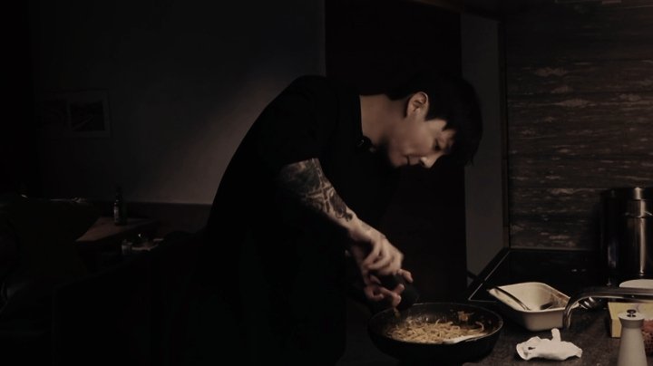 jungkook is sooo husband...