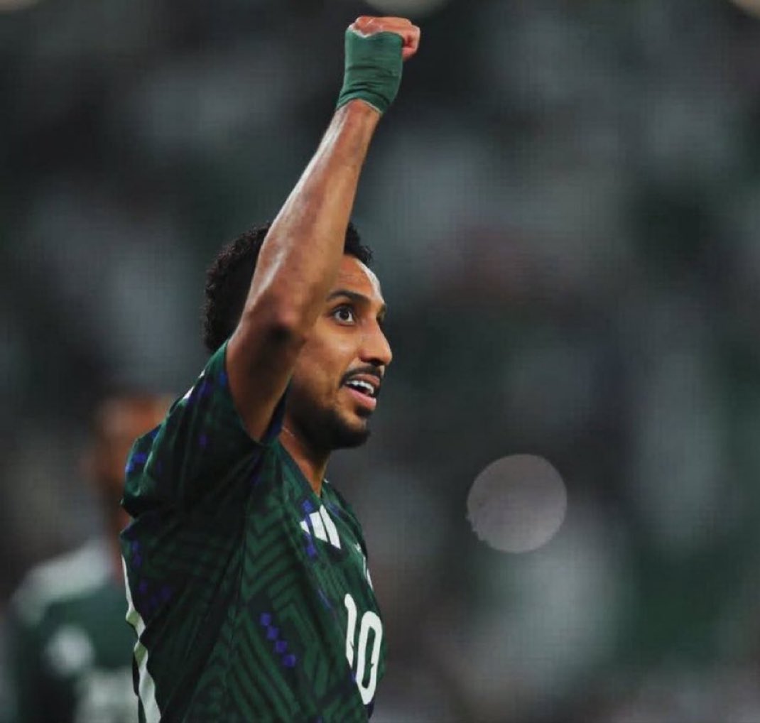 هل هو اعظم لاعب في تاريخ السعودية ؟ 💚🤩